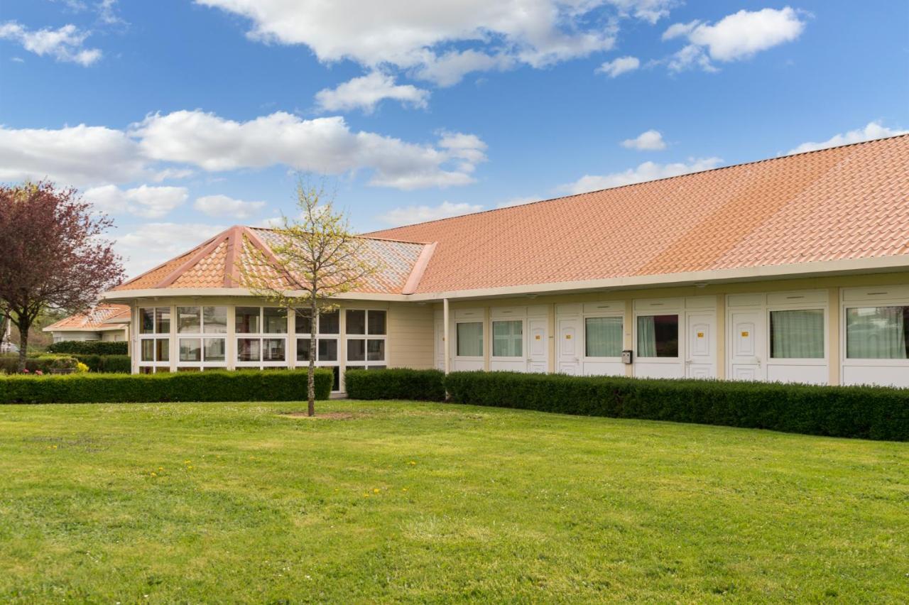 The Originals Access Aeroport, Hotel Aurillac Exterior photo