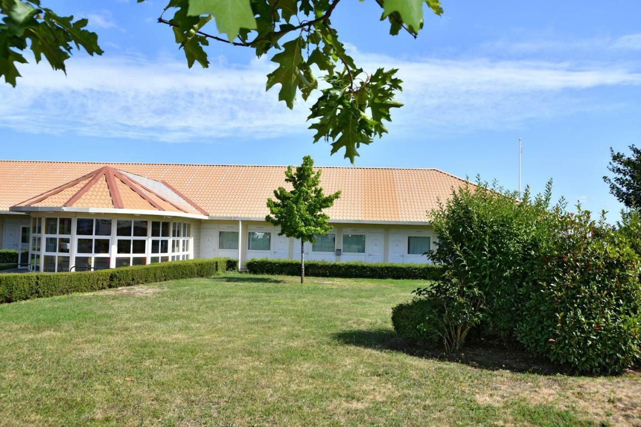 The Originals Access Aeroport, Hotel Aurillac Exterior photo